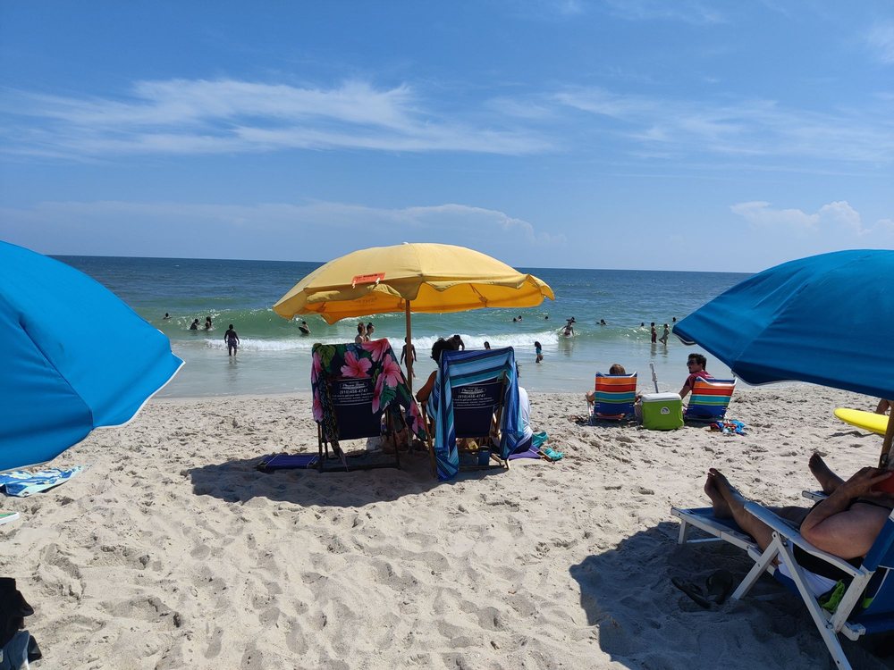 PLEASURE ISLAND RENTALS 47 Photos & 97 Reviews 2 N Lake Park Blvd