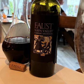 Selanne Steak Tavern - Wine - Steakhouses Near Me - Laguna Beach, California Selanne Steak Tavern - Wine - Steakhouses Near Me - Laguna Beach, California