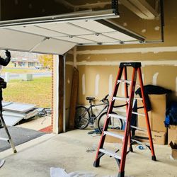Express Garage Doors - Replacing the frame on a new door