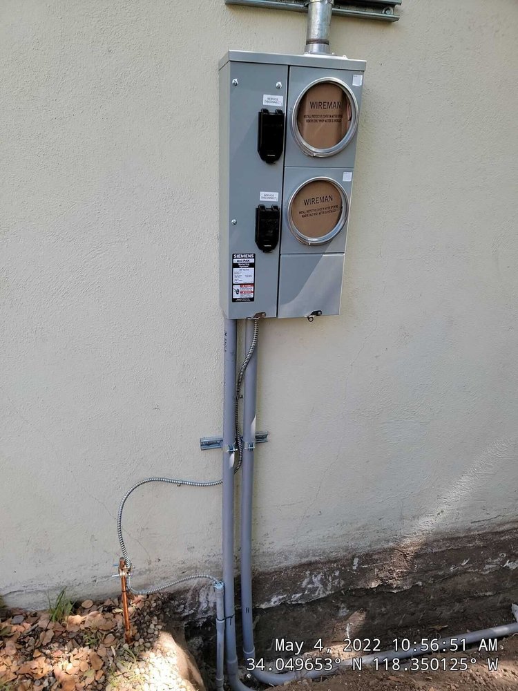 Slide of Zoom Electricians - Tustin
