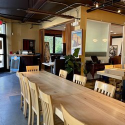 RAWA Mediterranean Fusion, Middle Eastern Food, Pizza Place - Communal table