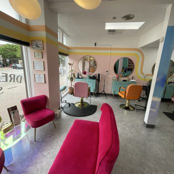 Dreamhouse Salon - Hair Salons Near Me - Fort Worth, Texas Dreamhouse Salon - Hair Salons Near Me - Fort Worth, Texas