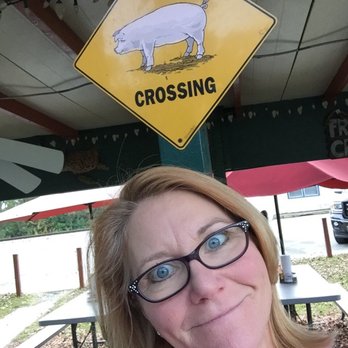 Randy's Rib Shack - Pig crossing--I think they actually cross over and end up smoked and served in a basket - Barbeque Near Me - Waldo, Florida Randy's Rib Shack - Pig crossing--I think they actually cross over and end up smoked and served in a basket - Barbeque Near Me - Waldo, Florida