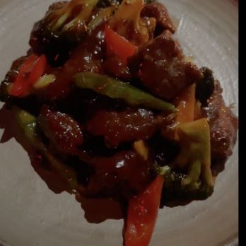Sei Less - Filet Mignon & Broccoli - Chinese Near Me - New York, New York