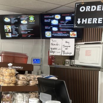 Mama Vickys Pupusas Y Mas - Tacos Near Me - Plano, Texas Mama Vickys Pupusas Y Mas - Tacos Near Me - Plano, Texas