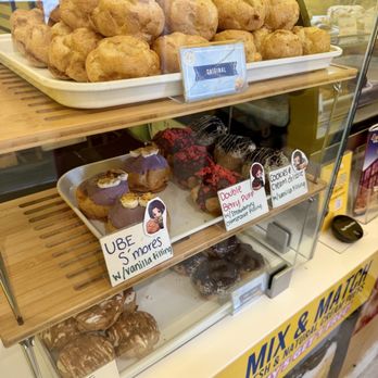 Beard Papa’s - Desserts Near Me - Pasadena, California Beard Papa’s - Desserts Near Me - Pasadena, California