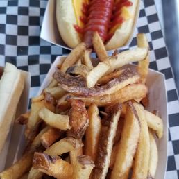 Crisp Natural Casing Dog