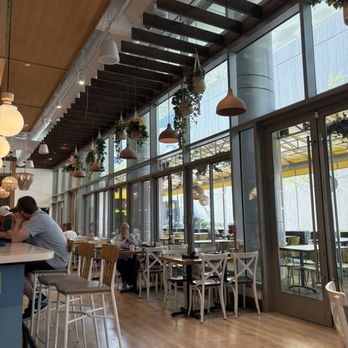 Tupelo Honey Southern Kitchen & Bar - Inside - Southern Near Me - Charlotte, North Carolina Tupelo Honey Southern Kitchen & Bar - Inside - Southern Near Me - Charlotte, North Carolina