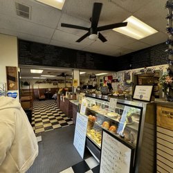 Flo's Diner - View from entrance