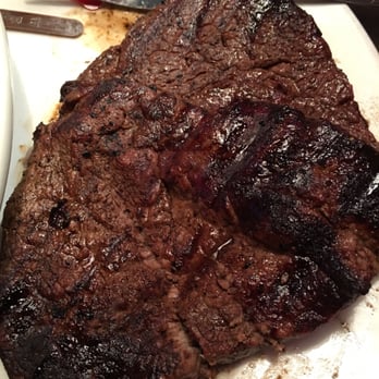 Logan's Roadhouse - This is a 9 oz fillet for $21, awful. - Steakhouses Near Me - El Paso, Texas
