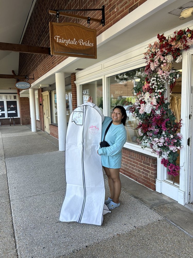 Fairytale Brides on a Shoestring Boutique - social services organization in Rockville, MD