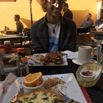 Cafe Laurent - Food and outdoor seating - French Near Me - Mar Vista, California