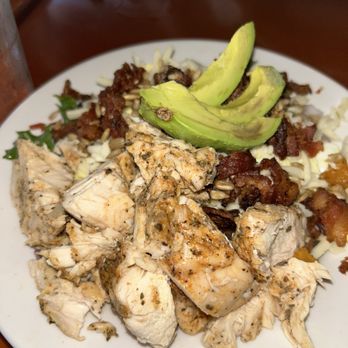 Perfect Pear Bistro - Spicy Cabo Cobb with chicken - New American Near Me - Tempe, Arizona