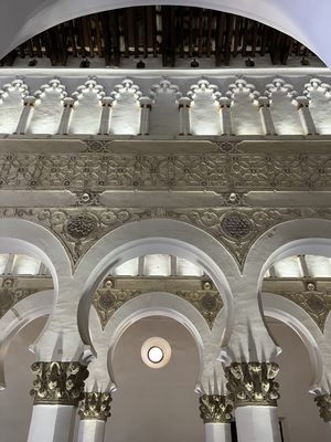 Sinagoga de Santa María La Blanca by null