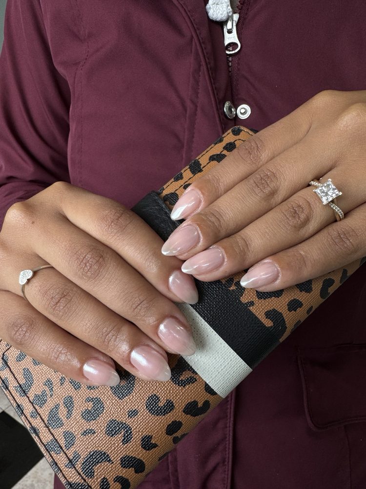 Beauty Zone Nails and Spa Logo