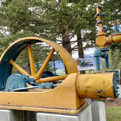 Creston Museum & Archives - Many small steam engines