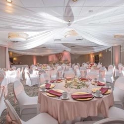 DoubleTree by Hilton Roseville Minneapolis - Meeting Room