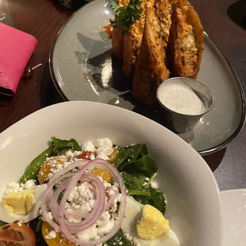 Mirella’s Tavern - Amazing egg rolls - Italian Near Me - Chicago, Illinois Mirella’s Tavern - Amazing egg rolls - Italian Near Me - Chicago, Illinois