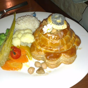 Wirtshaus Taube - Chögelipastetli: veal dumplings in a pastry shell. - Swiss Food Near Me - Luzern, LU Wirtshaus Taube - Chögelipastetli: veal dumplings in a pastry shell. - Swiss Food Near Me - Luzern, LU