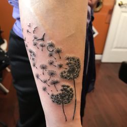 Saffire Fox Tattoo & Art Studio - Dandelions for my babies.
