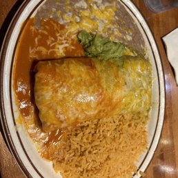 Burrito Mojado / Wet Burrito Burrito Mojado / Wet Burrito