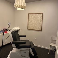 NeuroSpa - NeuroSpa Tampa: Citrus Park TMS (Transcranial Magnetic Stimulation) treatment room