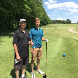 Getting ready to tee off at Bridgewater.