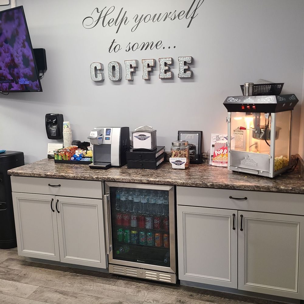 Placentia Super Service - Amenitiesssss - Auto Repair Near Me - Placentia, California Placentia Super Service - Amenitiesssss - Auto Repair Near Me - Placentia, California