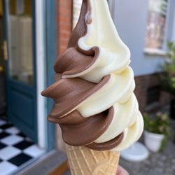 Eiscafe Sansi