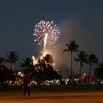 Magic Island - Can enjoy the fireworks from afar on diamond head side from waikiki at 7:45 pm every friday night. - Parks Near Me - Honolulu, Hawaii