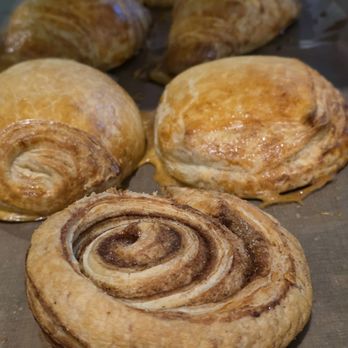Vinton Cafe - Close-up of a cinnamon roll and some other Bakery items. - Breakfast & Brunch Near Me - Vinton, Virginia Vinton Cafe - Close-up of a cinnamon roll and some other Bakery items. - Breakfast & Brunch Near Me - Vinton, Virginia