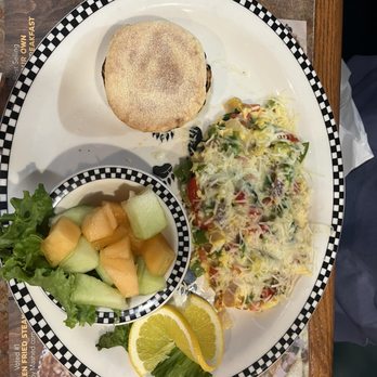 Black Bear Diner St Charles - Shasta Veggie Scramble (360 cals.) - Diners Near Me - St.Charles, Missouri