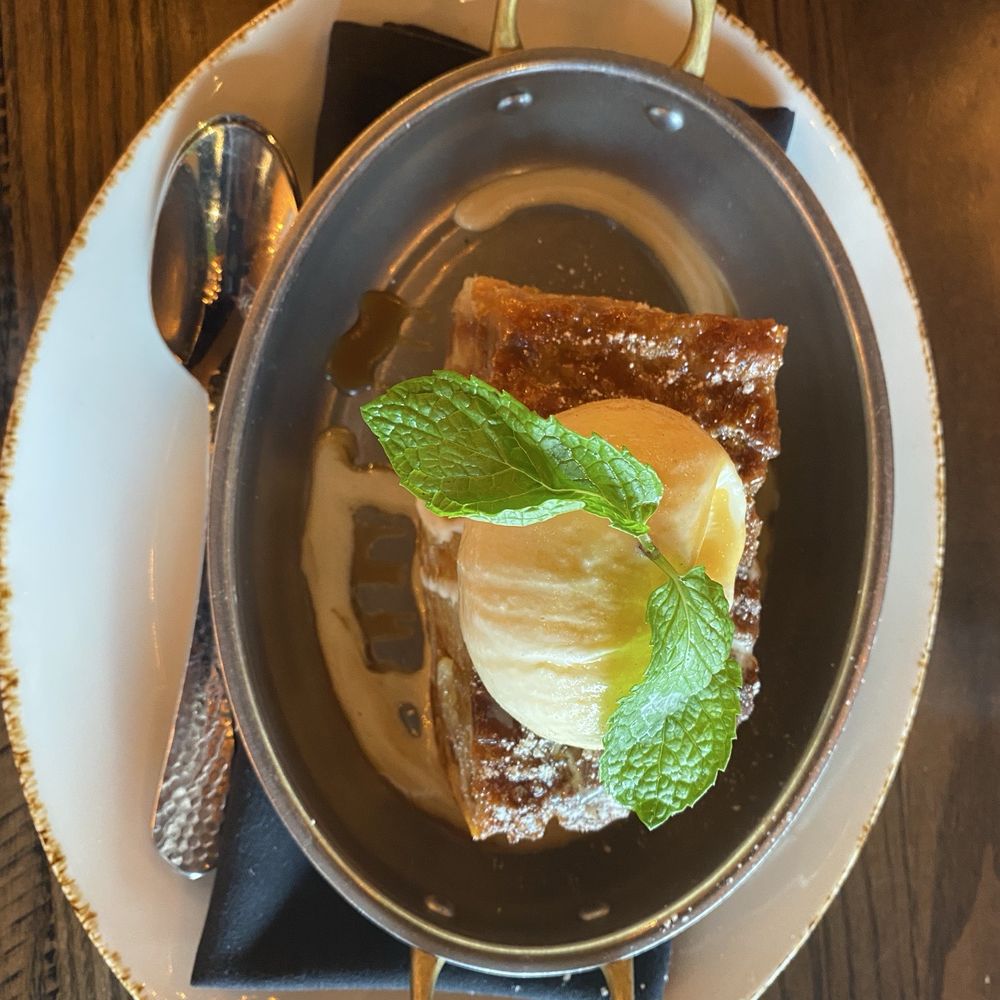 Haywire  - Bread pudding - New American Near Me - Houston, Texas