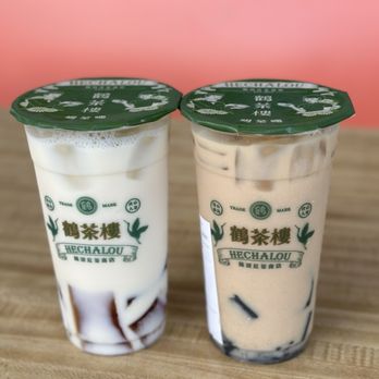 Hechalou - Osmanthus Oolong tea latte with oolong jelly and black tea latte with sesame jelly - Bubble Tea Near Me - Lakewood, California