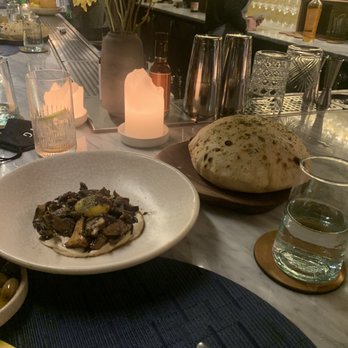Albi - Mushroom hummus with fresh pita bread - Middle Eastern Near Me - Washington, DC, District of Columbia
