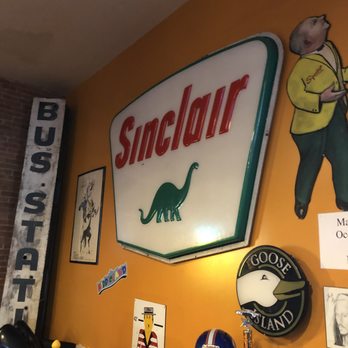 South Moon BBQ - Wall Decor - Barbeque Near Me - Hinckley, Illinois
