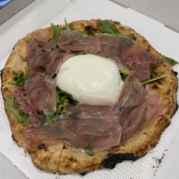 La Burrata Pizza La Burrata Pizza