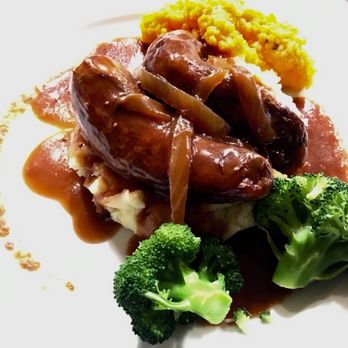The Brazen Head - Bangers and Mash - Pubs Near Me - Dublin, D The Brazen Head - Bangers and Mash - Pubs Near Me - Dublin, D