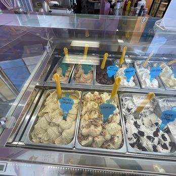 Il Gusto - Desserts Near Me - West Covina, California