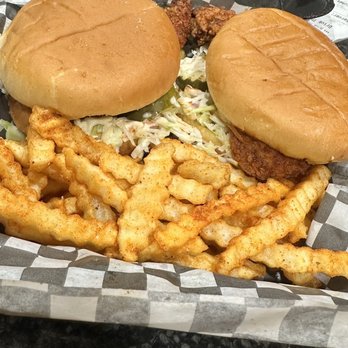 Al's Hot Chicken - Combo #2 Two Sandwiches and Two Fries - Chicken Shop Near Me - University Place, Washington