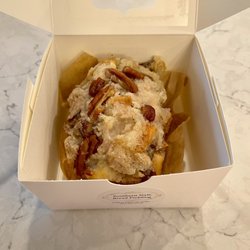 Southern Style Bread Pudding - Pecan Bread Pudding - so good
