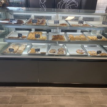 Mariachi Bakery - Sweet bread - Bakeries Near Me - Norwalk, California