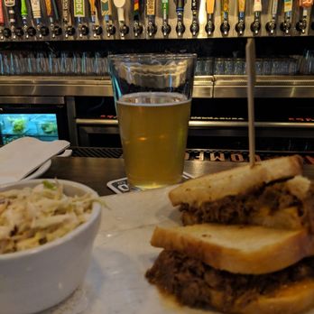 Barrelhouse 101 - Short Rib ($14) - Fantastic! - American Near Me - Ventura, California