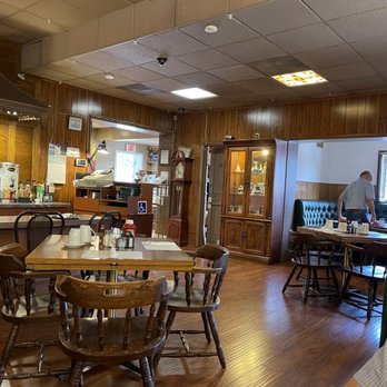 Colonial Kitchen - Inside seating - Breakfast & Brunch Near Me - San Marino, California Colonial Kitchen - Inside seating - Breakfast & Brunch Near Me - San Marino, California