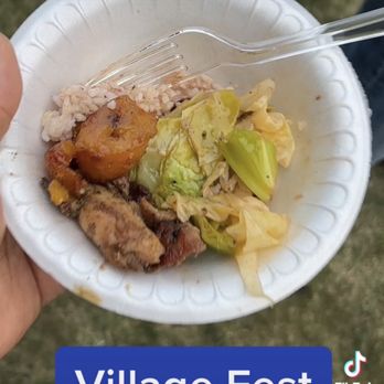 Barrington's Jamaican Kitchen - Bowl of goodness served at the Village Fest - Caribbean Near Me - Bakersfield, California Barrington's Jamaican Kitchen - Bowl of goodness served at the Village Fest - Caribbean Near Me - Bakersfield, California