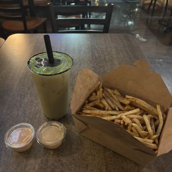 Teabo Café - Cajun Fries - Cafes Near Me - Davis, California
