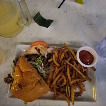 Gabrielas South Austin - Bistek torta - Mexican Near Me - Austin, Texas