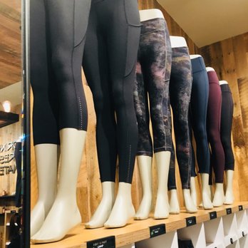 Lululemon Athletica - Lululemon running tights! - Women's Clothing Near Me - Torrance, California