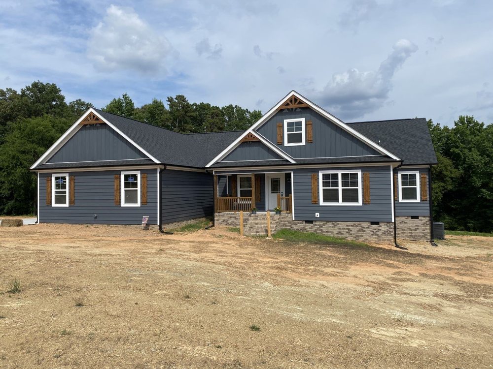 CAROLINA CUSTOM HOMES OF BURLINGTON Updated September 2024 24