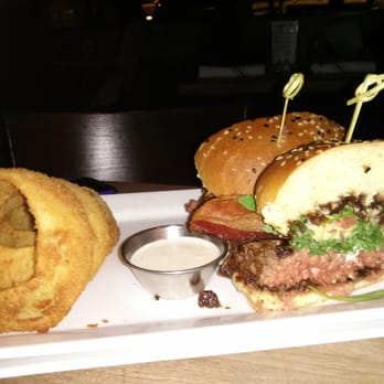 Eureka! - Fig burger and onion rings! - American Near Me - Berkeley, California